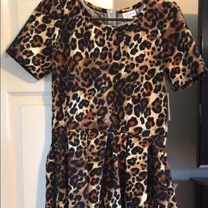 Lularoe leopard Amelia
